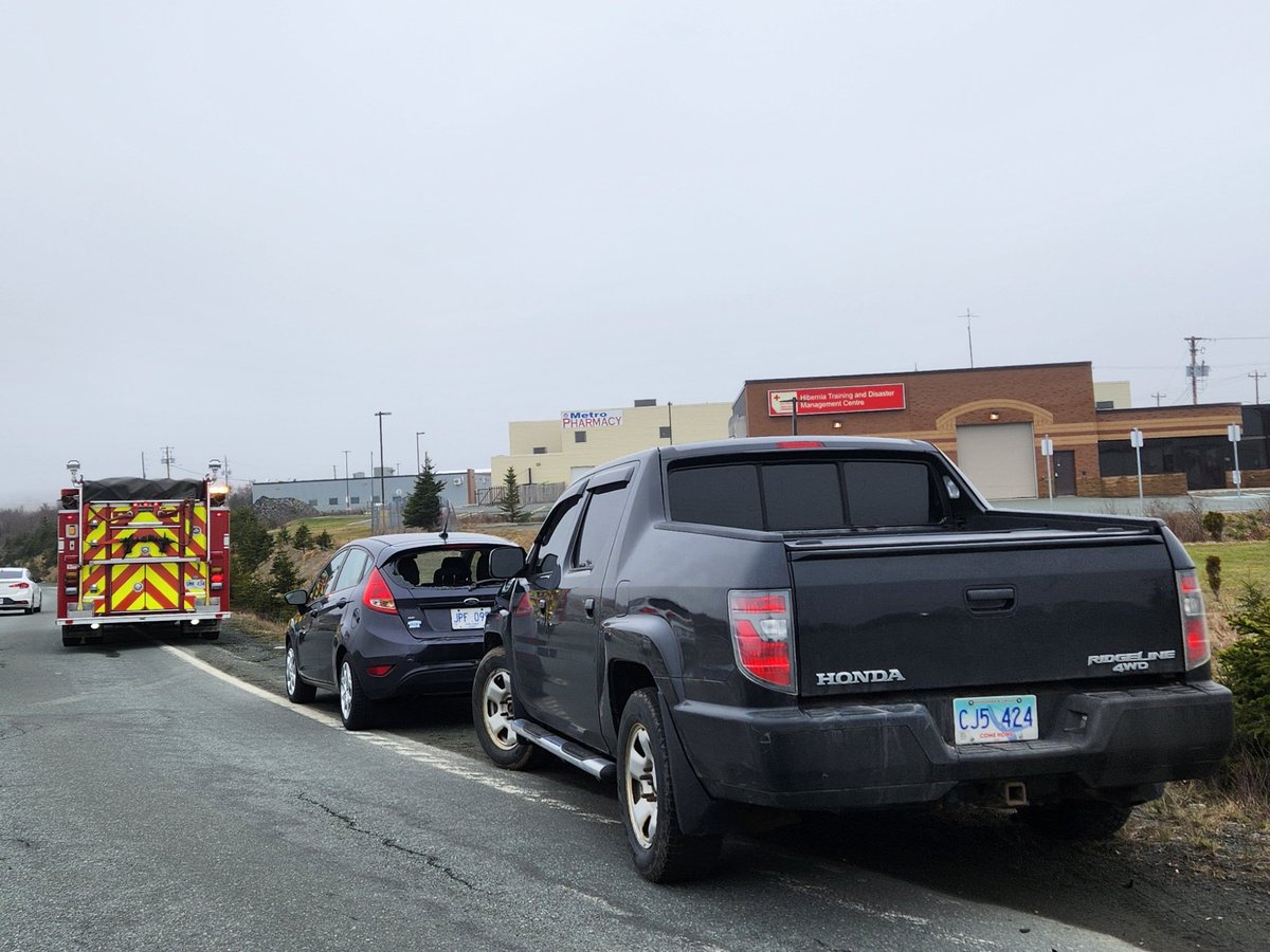 There's currently a minor two-vehicle rear-end collision on the on-ramp to Outer Ring Road from Torbay Road Westbound. Traffic is slowed in the area. #nltraffic @newfoundnewsca