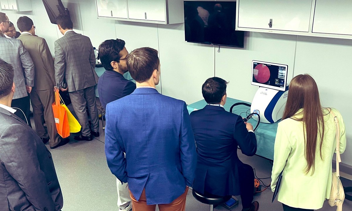 Great turnout for today’s #GreenlightPVP Bioskills Lab! Thank you to Drs. Eure, Kriteman, @Dr_KevinZorn, @BradGillMD & @RahulMehan1 for sharing your experience and expertise. #AUA24