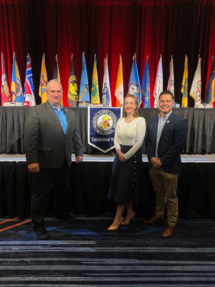 ✅Teamwork makes the dream work! Protective Security, Election Security, and Cybersecurity Advisors from our Region 2 team joined the New Jersey Municipal Clerks Association Conference to discuss how together we can #Protect2024. Learn more at cisa.gov/protect2024
