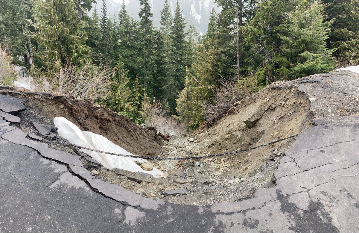 SR 410/Chinook Pass clearing update.
⚠️ Two washouts east & west of Chinook Pass summit.
➡️ Work starts May 6 to repair the 6,000 cubic yard washout on the eastside. The west side washout repair work starts after snow clearing work is complete. 
NEW PICS: bit.ly/3UoGChy
