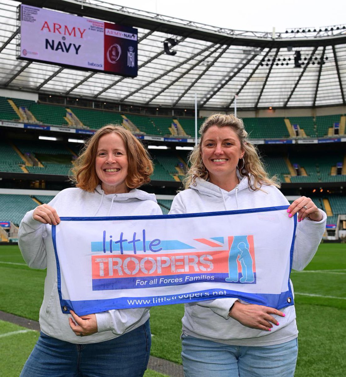 We’ve arrived at Twickenham for this year’s Army vs Navy game because Little Troopers has been chosen as Charity of the Day 🙌 Find us tomorrow in the West Village 🙌 @ppauk #ArmyvsNavy