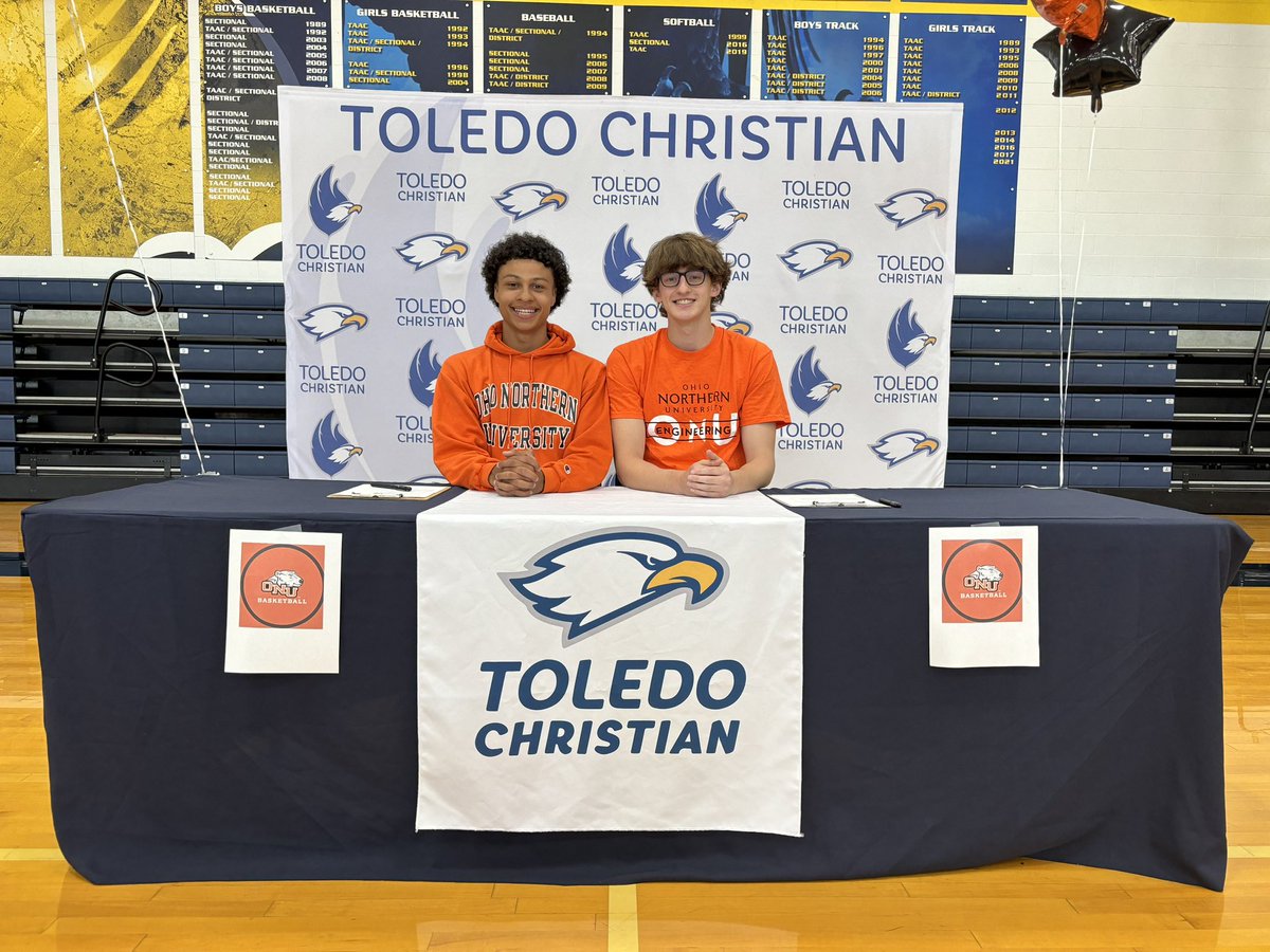 From Eagles 🦅 to Polars Bears 🐻‍❄️

Conye Gaston (<a href="/mr_conye/">conye gaston</a>) &amp; Xandyr Hesson (<a href="/XandyrHesson/">XandyrHesson</a>) will continue their basketball careers together at Ohio Northern

Hear from this <a href="/TCEagleBball/">Toledo Christian Basketball</a> dynamic duo tonight at 10:30 on @BCSNSports