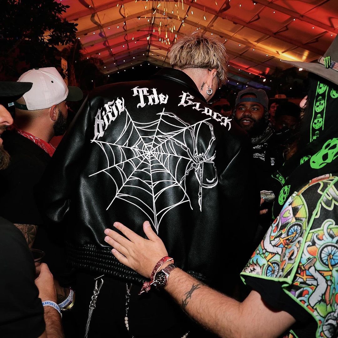 Coolest in the game 🕷️🕸️  @machinegunkelly