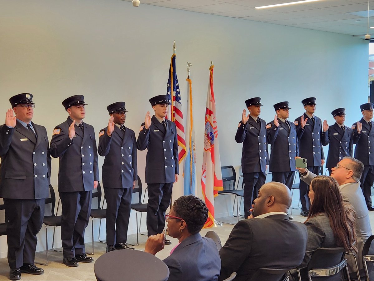 Mayor Carstarphen, Asm. Moen, Council Pres. Fuentes & Council Members Davis, Collins, Ramos & Barclay celebrate the Camden Fire Department 62nd recruit class today at Subaru in Camden. The Mayor swears in 13 recruits, plus 4 promotions of current CFD personnel. Congrats to all!
