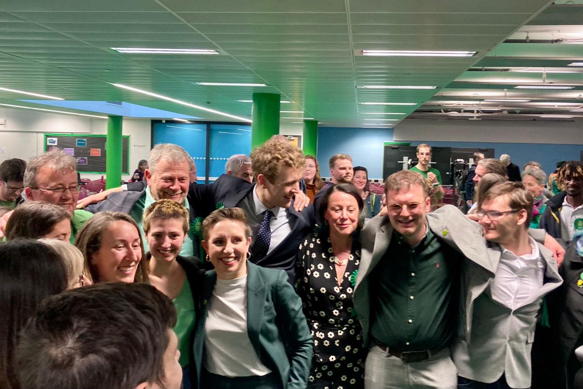 🚨 BREAKING: @bristolgreen make record gains at Bristol's local elections, falling just short of taking overall control of council. Jubilant scenes from activists after 8 yrs of Labour administration. 34 seats for Greens, 21 Labour, 7 Tories, 8 Lib Dem Full report to follow