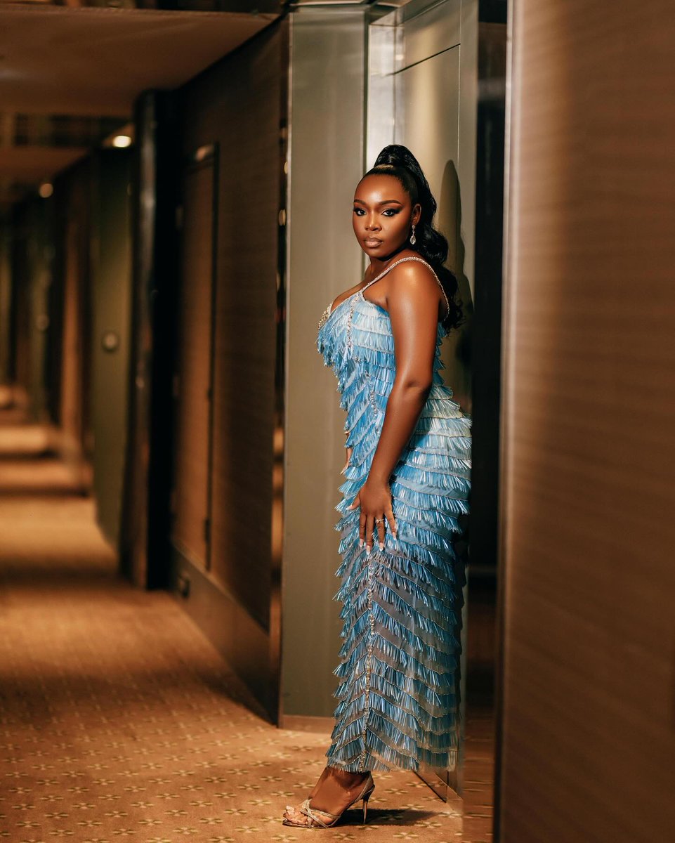 What a look!!! 😍😍😍

Our custom made after party dress, stylishly adorned with blue Pipette-tip beads is nothing but extraordinary ✨ 💖

Custom Beaded Dress @ebbridals @emaginebybukola

#emaginebybukola #ebbridals 
 #ebbrides #2024bride #bellanaijaweddings #abujaweddings