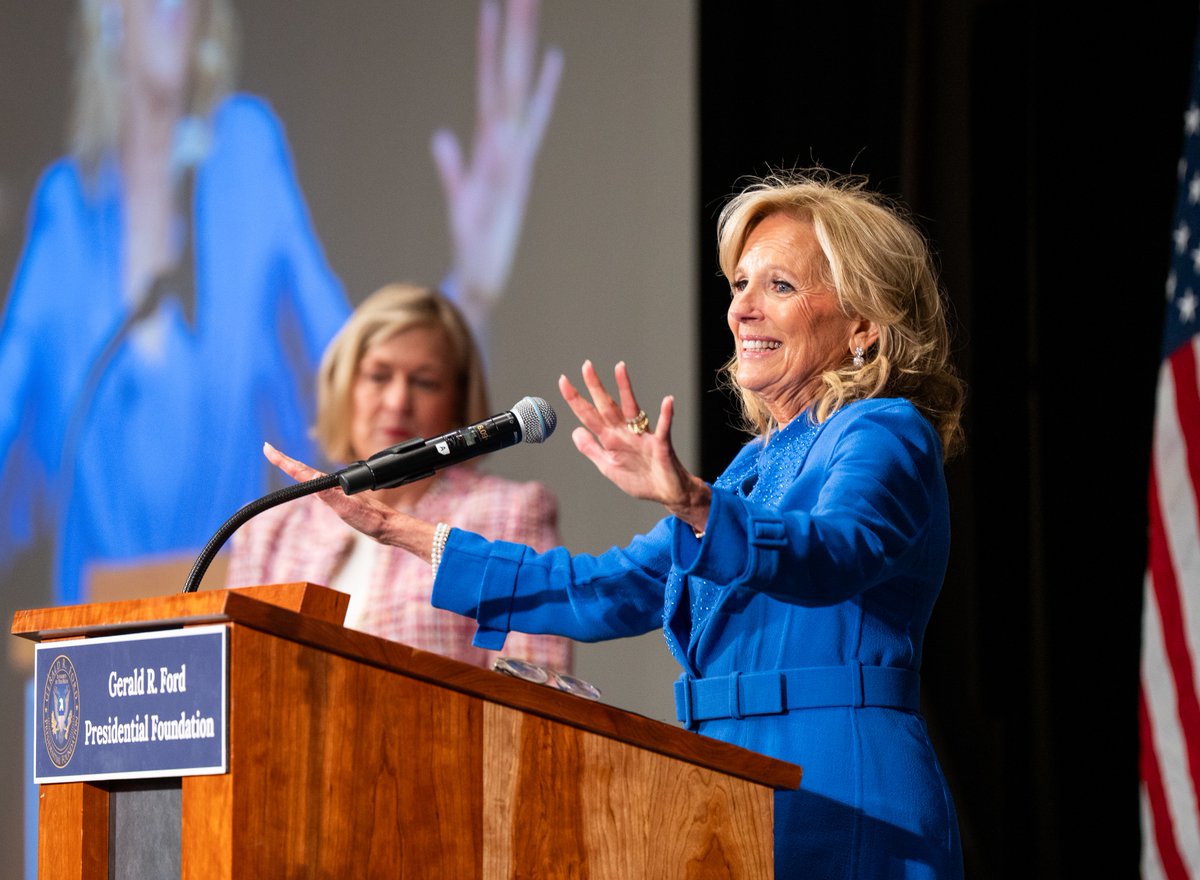 The First Lady's visit to our annual lunch was a thrill! @FLOTUS delivered a stirring speech (via Dr. Carolyn Mazure), on her women's health research initiative. Timely, as we mark 50 years since Betty Ford's breast cancer diagnosis and her speaking out for women's health.