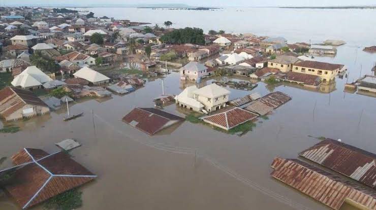 Based on the 2024 Annual Flood Outlook, 31 states, 148 LGAs in Nigeria risk severe floods - vanguardngr.com/2024/04/31-sta…

Anticipated #flooding in Nigeria: what we need to do now!

We may not be able to stop the floods but we can reduce the impacts and damage extent. 👇🏼

#flooding