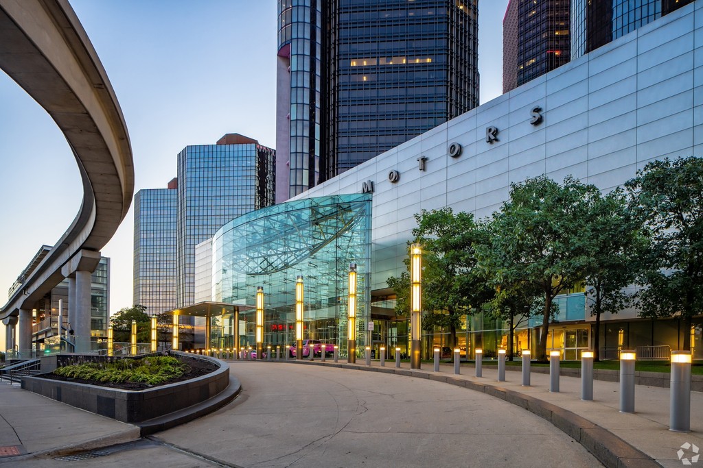 CoStar reports that General Motors' relocation from Detroit's waterfront to downtown symbolizes a broader trend of companies adjusting office spaces post-pandemic: bit.ly/3QmcWAn

#MarketRent #DetroitRealEstate #UrbanInvesting  #Detroit #MidtownDetroit