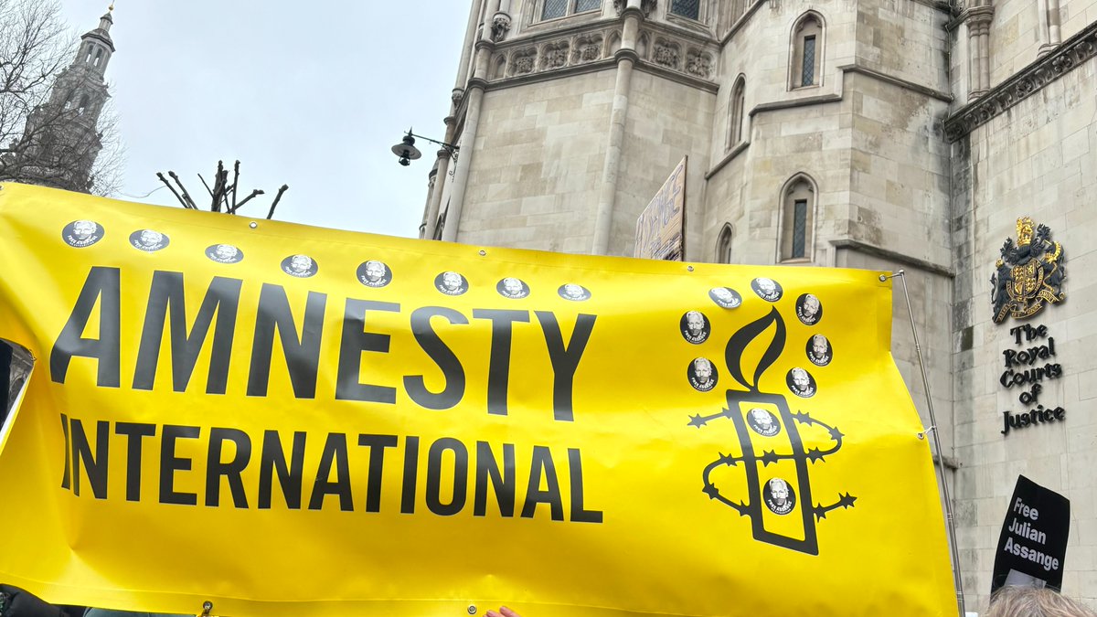 NEW 🚨 We are deeply frustrated by the significant hurdles our staff & other trial observers have faced in their attempts to monitor the hearings in #UK courts in the case of Julian #Assange – undermining open justice.   
Read more ➡️amnesty.org/en/wp-content/…