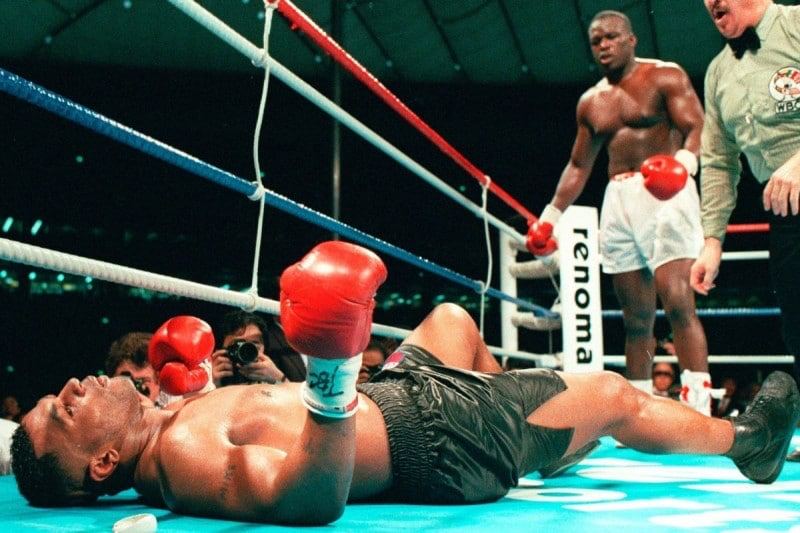 On February 11, 1990, Mike Tyson, suffers his first defeat.