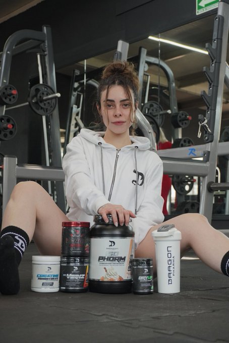 1 pic. Te amo dragon pharma ?‍↔️????? https://t.co/9mdbNl0xta