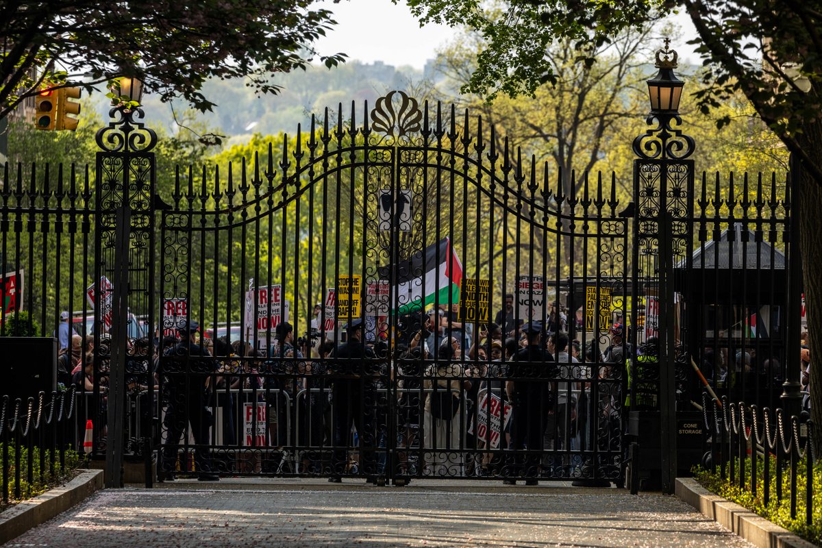 What rights do protestors have? Fine line between peaceful protest and illegal activity on college campuses bit.ly/3xWeeeT #columbiauniversity #cuny #nyu #fordhamuniversity