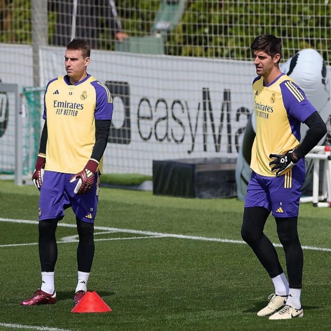 In Real Madrid training today. 🧤⭐️⭐️