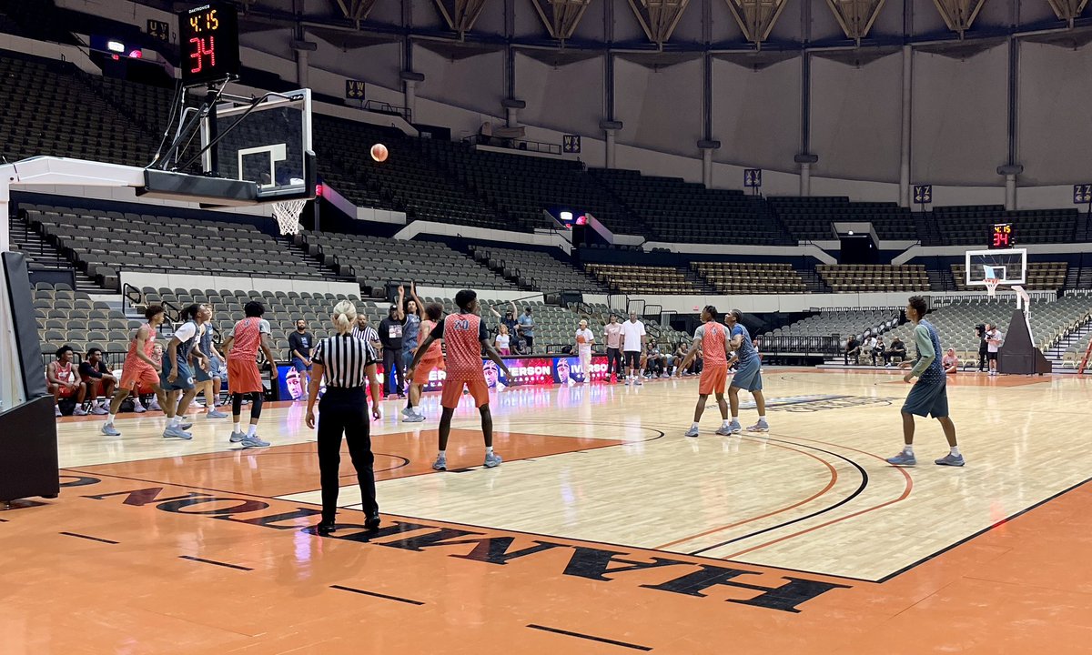 Fun morning watching some of the best high school basketball talent in America prepare for the Iverson Classic. Excited to call the game tomorrow showcasing commits to UConn, Purdue, Duke, Alabama, Baylor and a bunch of others here in Hampton, VA.