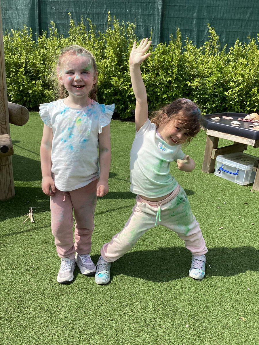 Colour Run 2024 🎨☀️ We had a brilliant day raising money for @cashforkidsliv by taking part in the @hitsradiolv @SamThompsonUK 1 million steps school challenge 🏃‍♀️👏🏻 Well done Nursery! #RPEnrichment