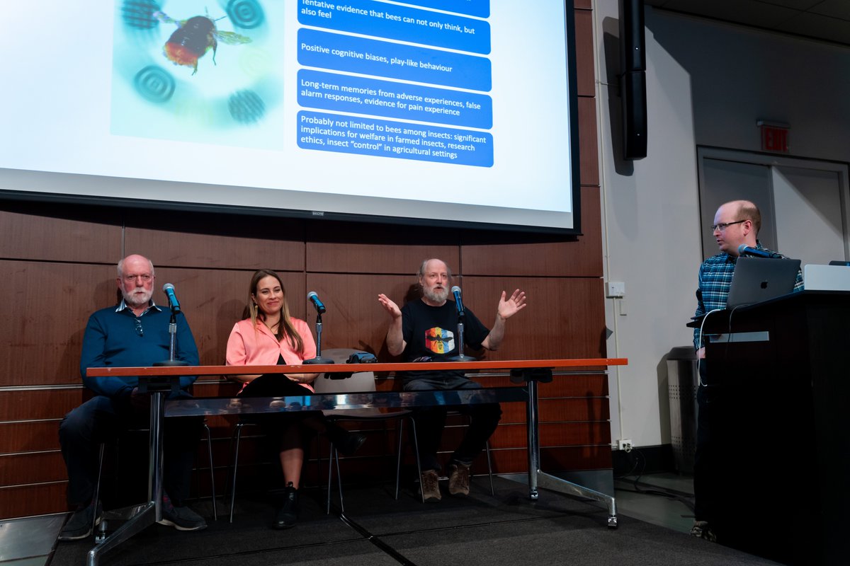 On stage with Robert Elwood <a href="/elwood26/">Robert Elwood</a> , Alexandra Schnell <a href="/Dr_AlexSchnell/">Dr Alex Schnell</a>  and Jonathan Birch <a href="/birchlse/">Jonathan Birch</a> at the recent New York Declaration of Animal Consciousness launch event. If you are so inclined, you can sign the declaration here: sites.google.com/nyu.edu/nydecl…