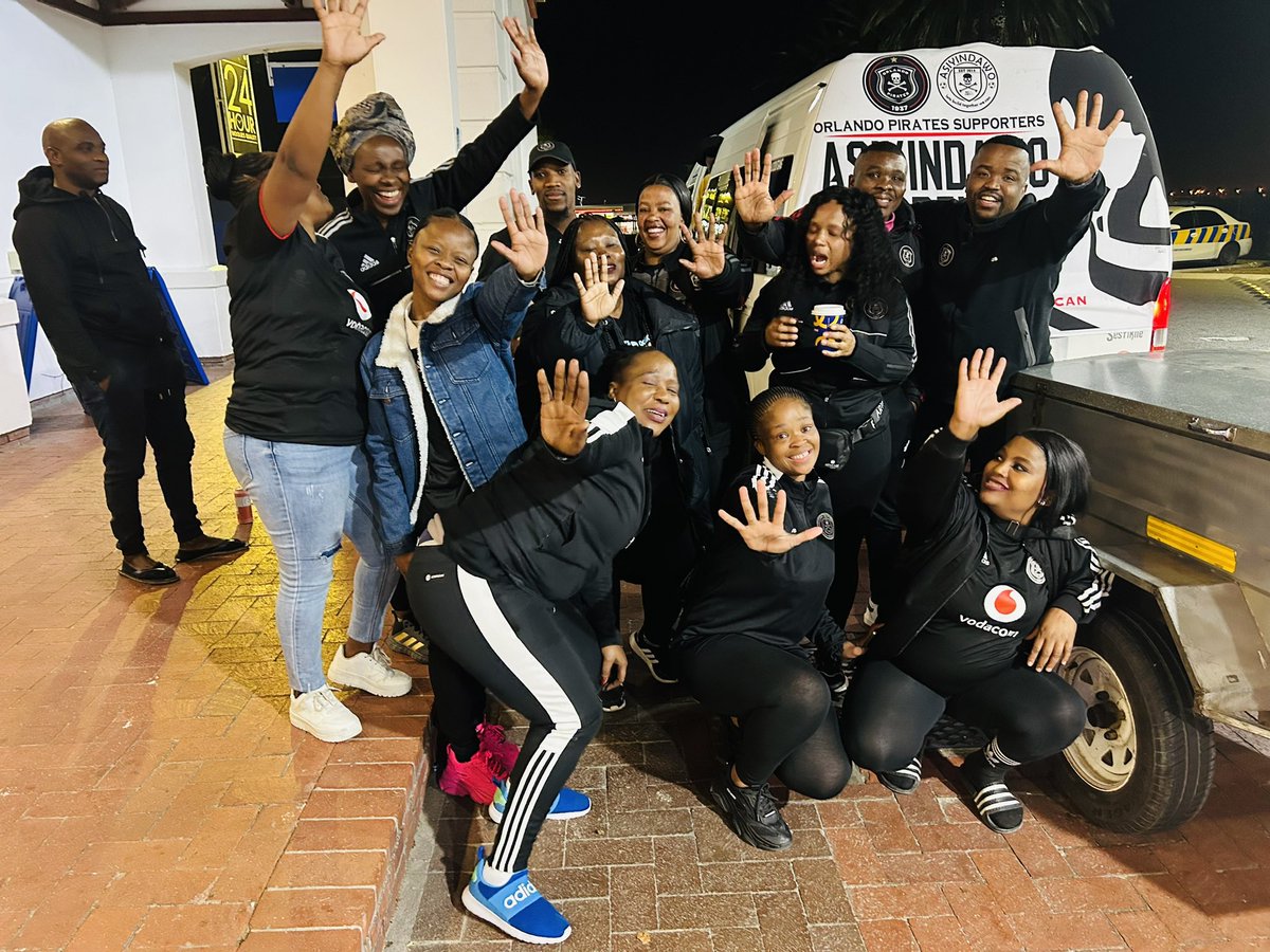 Mdange_KaTshiw's tweet image. En Route to Port Elizabeth… 🤍☠️🖤

Hamba Nathi Mdali… 🙏🏾❤️