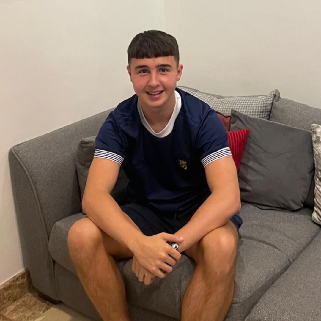 This week’s incredible #FridayFundraiser is Mitchell Carling 🤩  

He’s raffling off two tickets to the opening match of the UEFA European Championships 2024, the Scotland vs Germany game! ⚽ 

Find out more and enter the raffle: bit.ly/3U6U6yc  

#GBDoc #Type1Diabetes