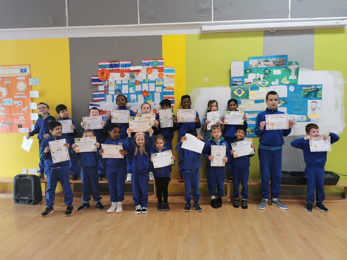 Congratulations to our wonderful certificate winners at our Infant Assembly 🎊🎉👍 <a href="/ddletb/">Dublin & Dún Laoghaire ETB</a> <a href="/cnsireland/">CNS Ireland</a>