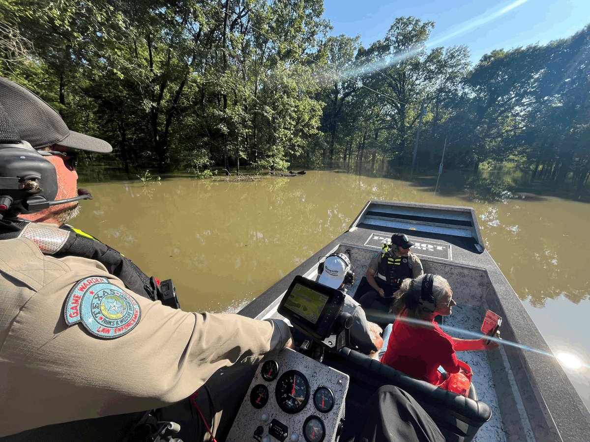 With rising river levels and continued flooding in much of East Texas, wardens utilize swift water and shallow water boats to support evacuations and rescue efforts.