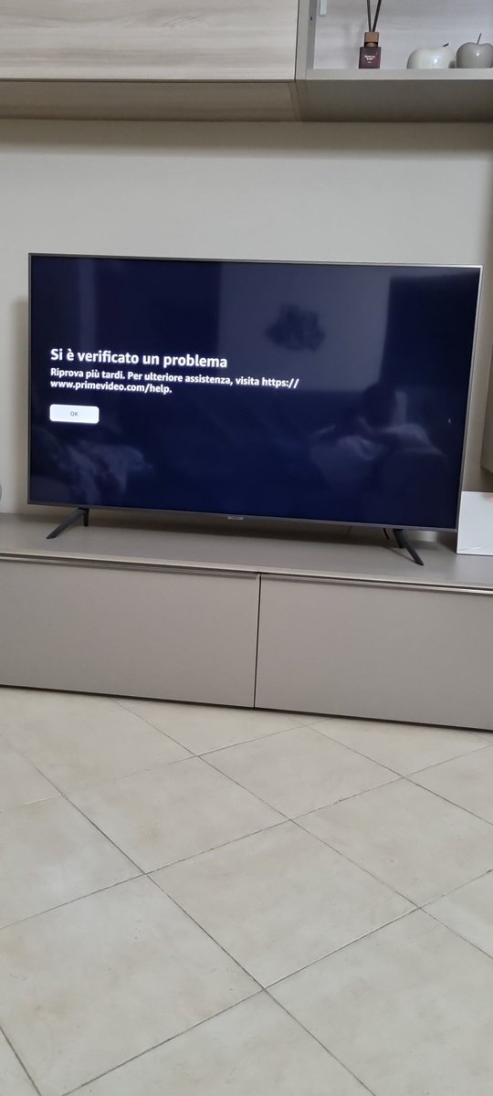 enzucciov's tweet photo. @PrimeVideoIT buonasera da più di venti minuti che non riesco a vedere un film ma ci sono problemi? https://t.co/x6Eh9fJrI2