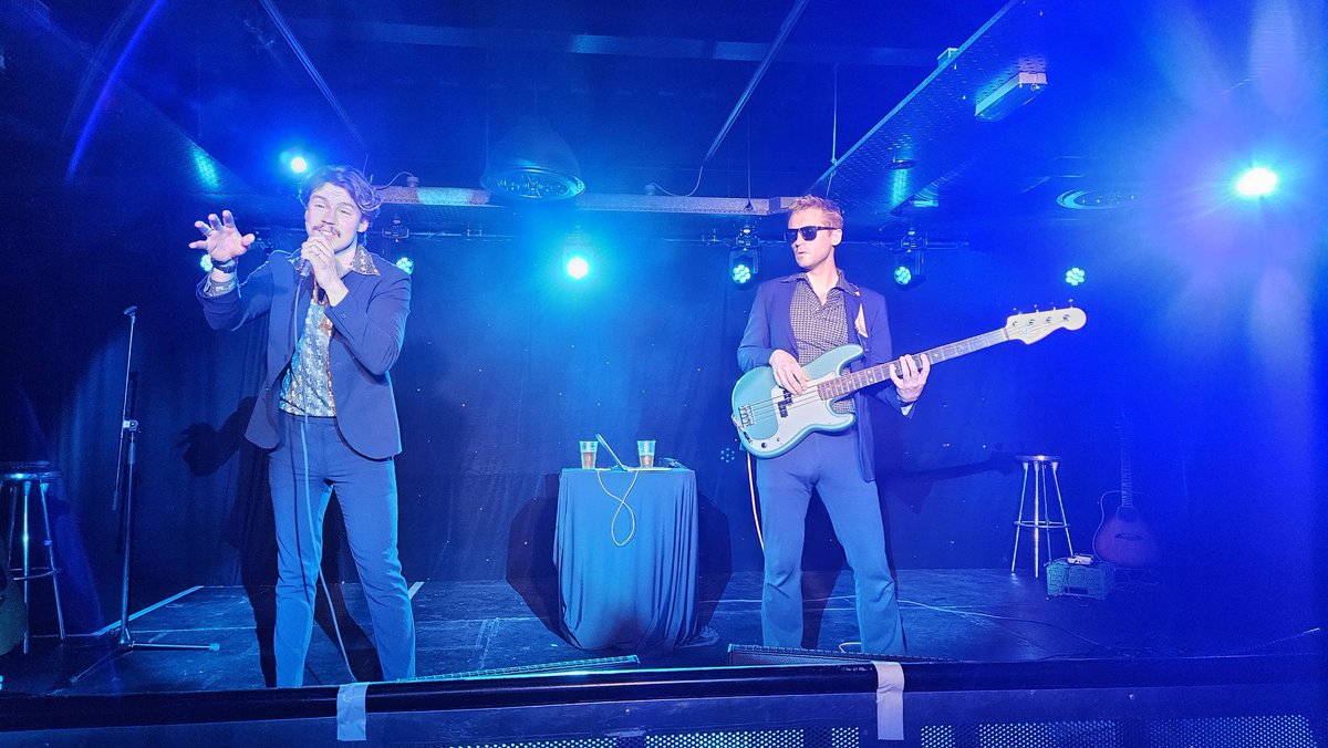 Very much enjoyed the @EnjoyableL at Luton Hat Factory. The Divine Comedy meets The Blues Brothers Someone should sign these guys, if only to pay their ULEZ fines.