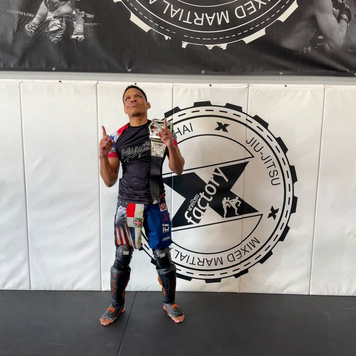 🏆 CHAMP This week’s FX Sparring Champ is @JohnDeJesusMMA 🏆 #andnewwwwwwww Will he retain his belt next week?! Stay tuned… #FactoryX #Xonthechest