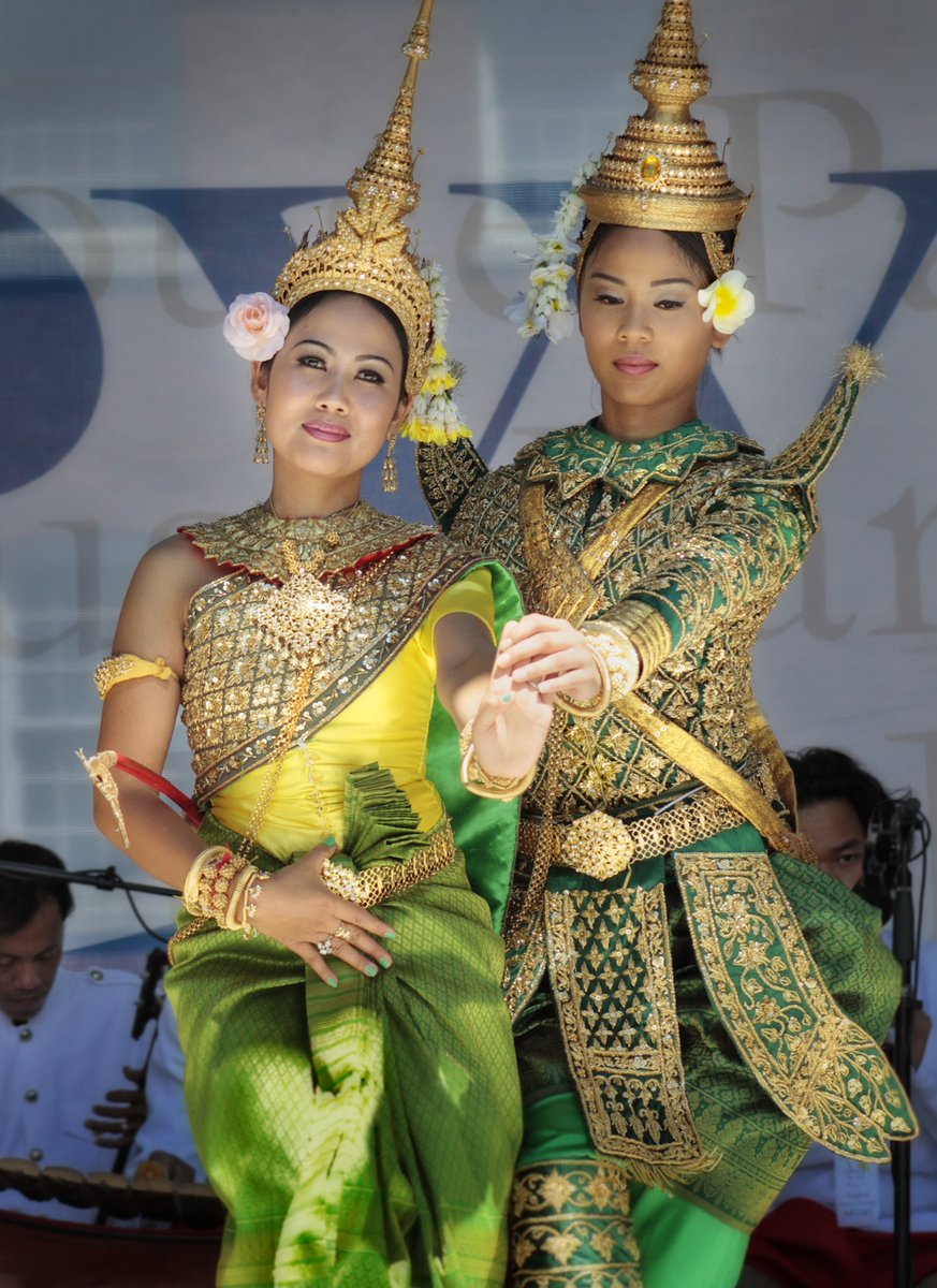 This is the Angkor Dance Troupe of Lowell, MA. Lowell’s Cambodian American community has over 25,000 people, the 2nd largest population of Cambodians in the country! Explore classical Cambodian dance in 'I Want the Wide American Earth' s.si.edu/41G7LOo #SmithsonianAANHPI