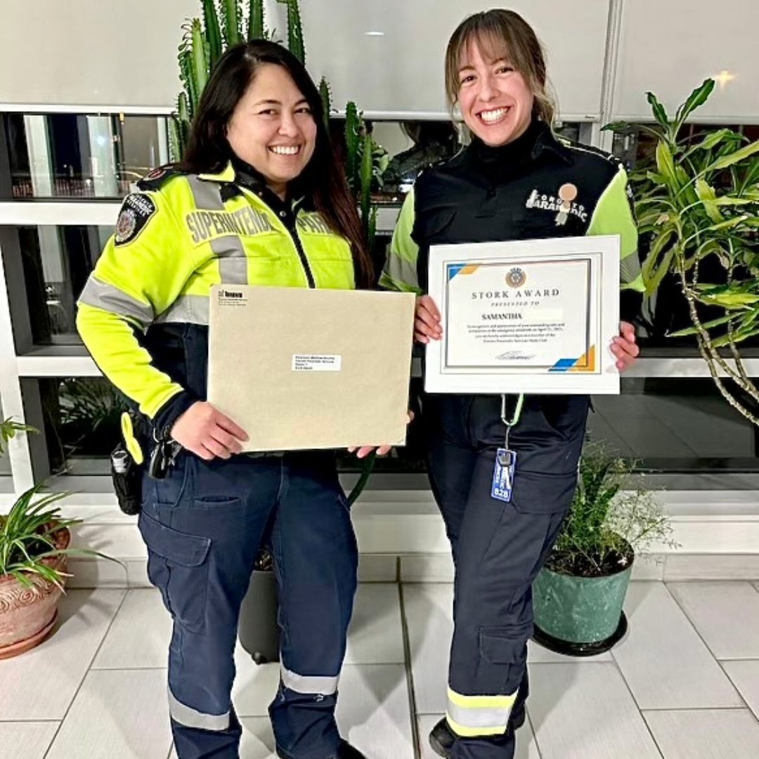 Recently, Superintendent Rachel had the honour of presenting Paramedic Samantha with a “Stork Award”. These certificates and pins recognize our staff who have helped deliver a baby outside of the hospital environment. #Congratulations Samantha! 🍼👼🚑