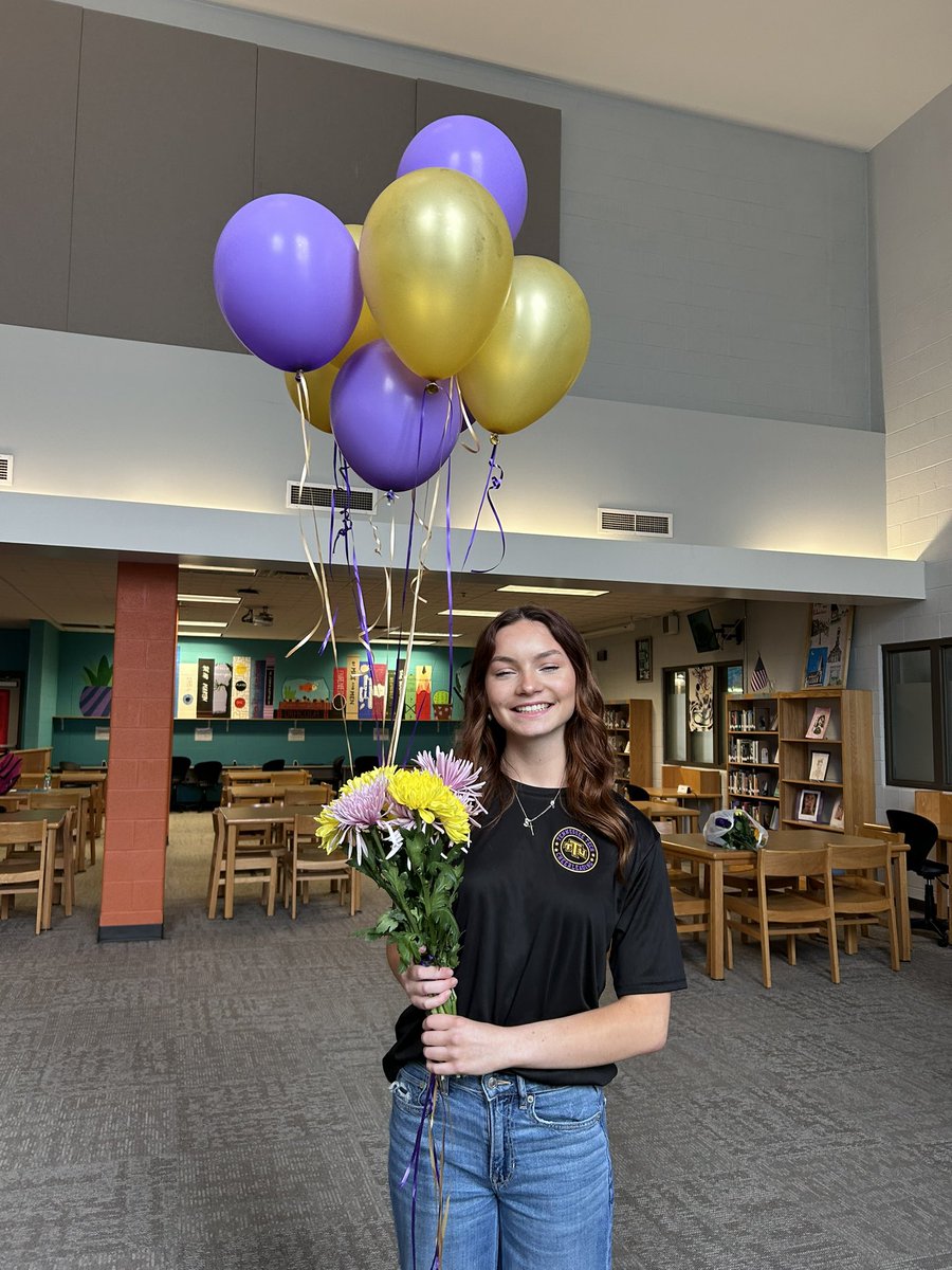 SGH_Humanities's tweet image. Skye is headed to Tech and will be cheering!