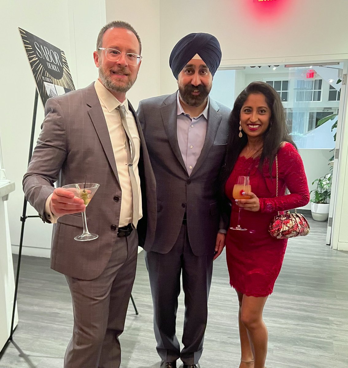 Glad to join @holahoboken last night to celebrate their impactful educators and faculty, and all they do for our children. Great to see so many friends and HoLa supporters raising funds for a worthy cause - congratulations on a successful event!