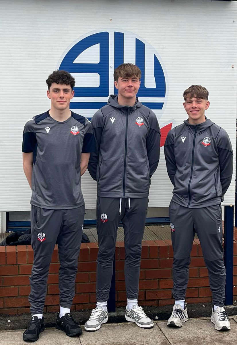 As the Academy's Accelerated Learning Programme for the 23/24 season draws to a close, we were delighted to have three of the cohort stay to referee games in the Foundation Phase this evening. Great work, lads! 👏🏼 #bwfc