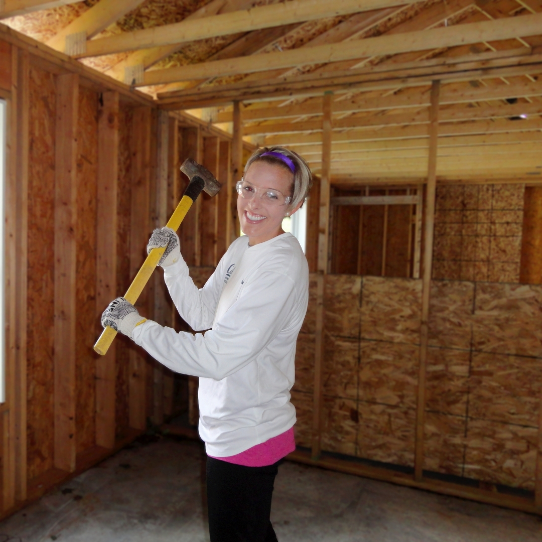 Swinging into the weekend like… 💪🛠️
There's no task too big when you've got the right tools and the best team.  This weekend we'll have community volunteers at Aurora Street, making a difference one swing at a time! 🏠💖  
#BuildTheChange #WeekendWarriors #HabitatForHumanity