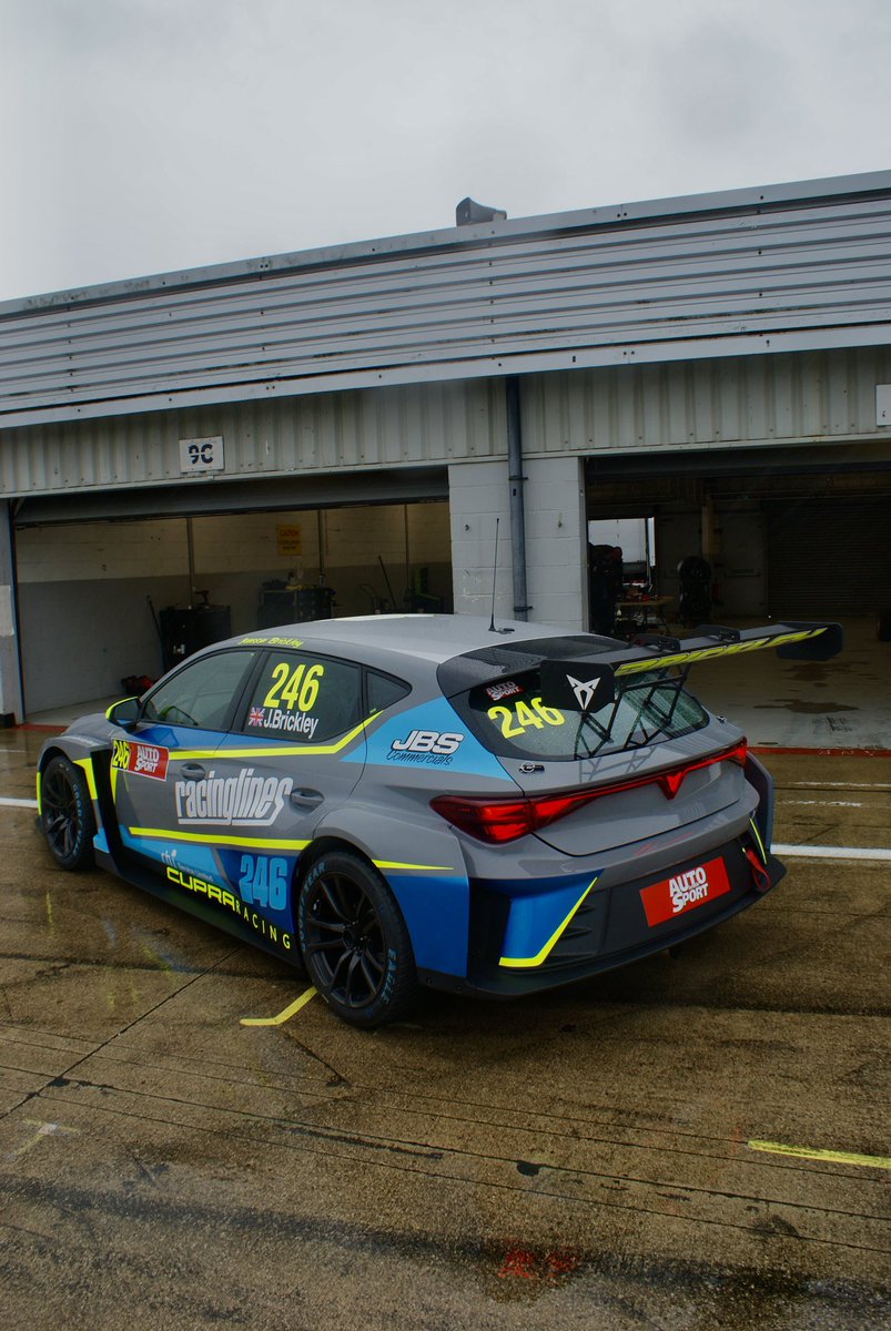 🚨LIVERY REVEAL🚨

So pleased with the new look for 2024 ahead of @tcrspain round 1 next weekend.

We still have lots of spaces available for you and your business to get onboard! If you believe this to be something of interest please don’t hesitate to reach out.