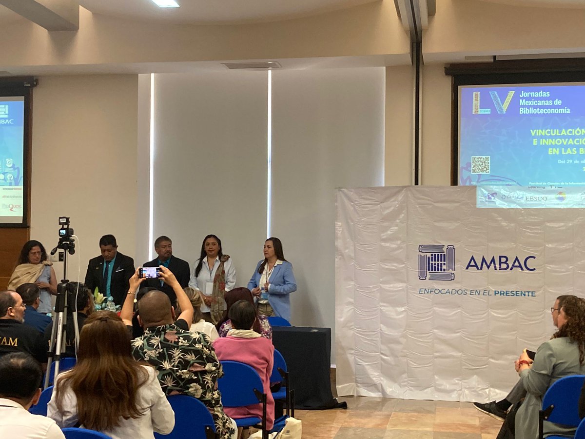 Toma de protesta de la nueva mesa directiva de Ambac