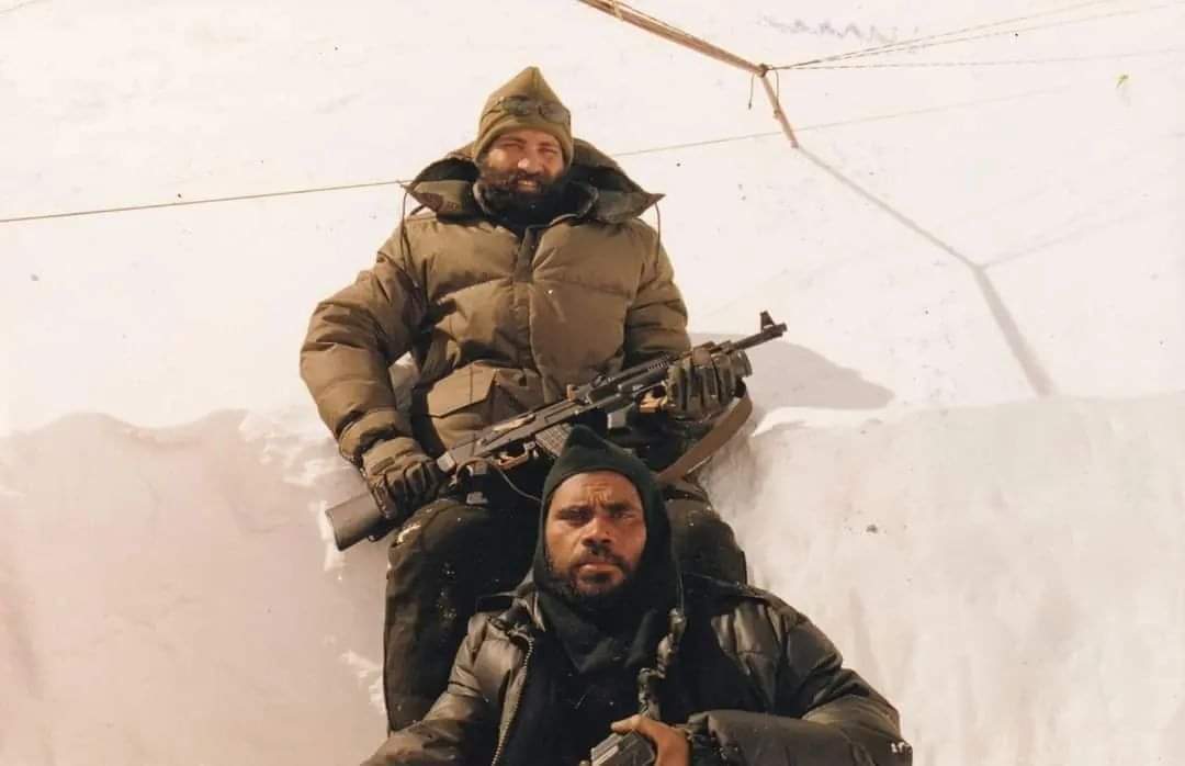 Self with Buddy..Siachen days... 2002