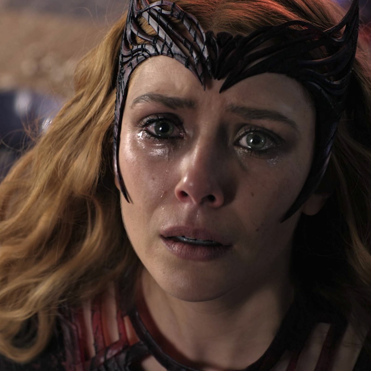 that look of understanding that only  wanda can give another wanda. forever obsessed with this scene. need a whole movie with just them actually