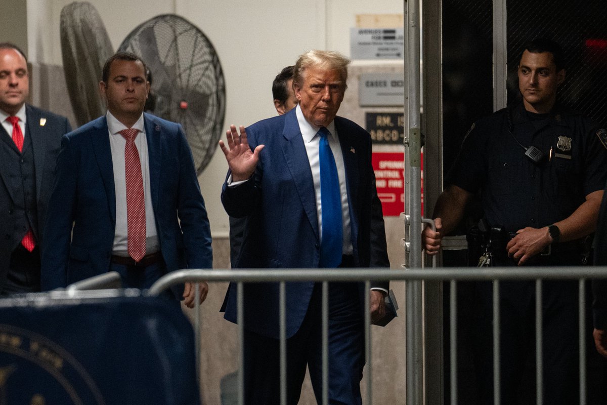 🔊ON THE RECORD: Quinnipiac professor John Pavia provides updates on the #Trump hush money trial and the former President's attempts to overturn the gag order in a discussion with @SteveScottNEWS 💸 bit.ly/3wbKf2i