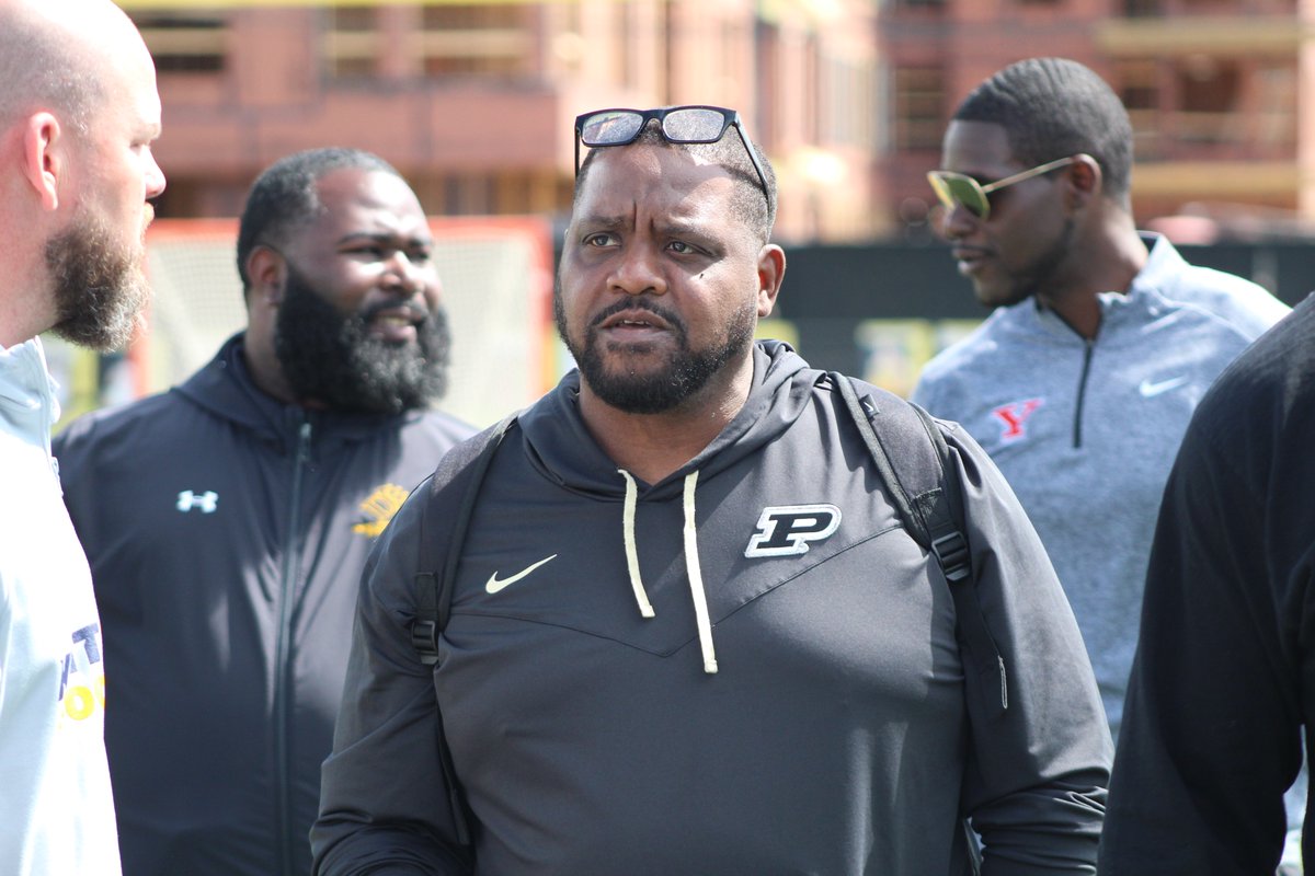 Cleveland Heights (Ohio) three-star defensive lineman Jayquan Stubbs talks #Purdue and Brick Haley. 'I was going through drills and stuff like that. Made one mistake and, you know, he corrected me, and I did it correctly the second time.' Story (VIP): 247sports.com/college/purdue…