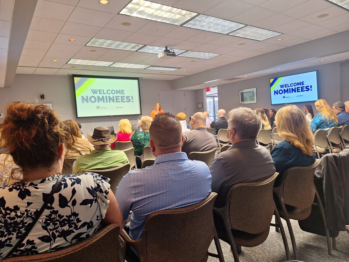 It was an honor to be at the @ChamberWichita Small business awards meeting last night. Yes, we sat in the back row, because Patrick is an 'S.O.U.S' (Sharpener of unusual size!)
 #smallbusinessawards #chamberwichita #smallbusinesssupportingsmallbusiness #wichita