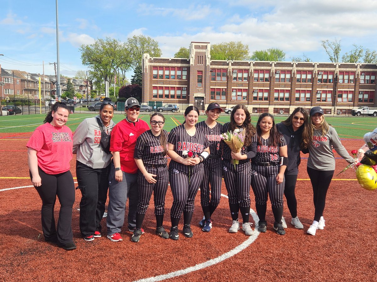 #SeniorDay for the #Fab5! 
#Classof2024! #GoRedRaiders!