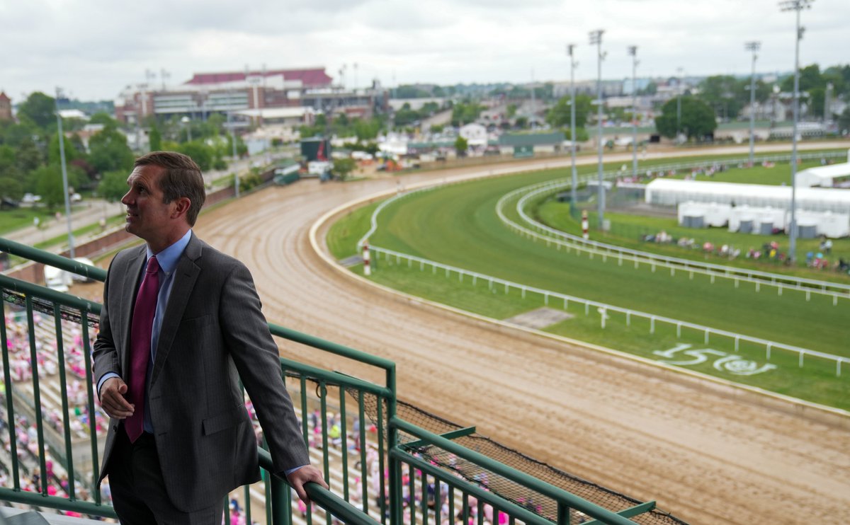 Kentucky's equine industry generates about $6.5 billion in economic impact, with more than 60,500 jobs for Kentuckians across our commonwealth. As we celebrate Derby, let's recognize the vital role these folks have in our state's success.