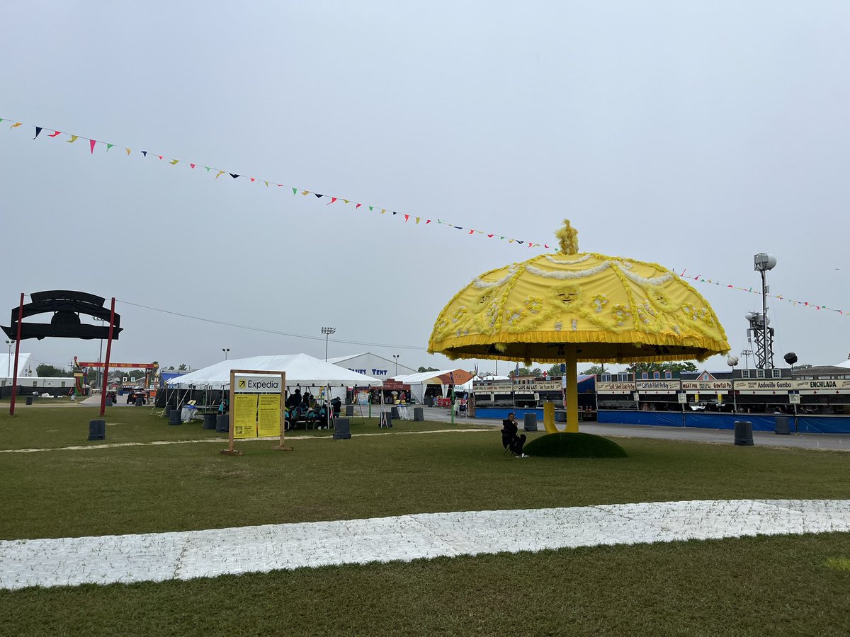 Anyone at @jazzfest? If so, come see me at the @Expedia Parasol ☂️ activation by the Celebrating Columbia Cultural Exchange. I’m here all day through Sunday.