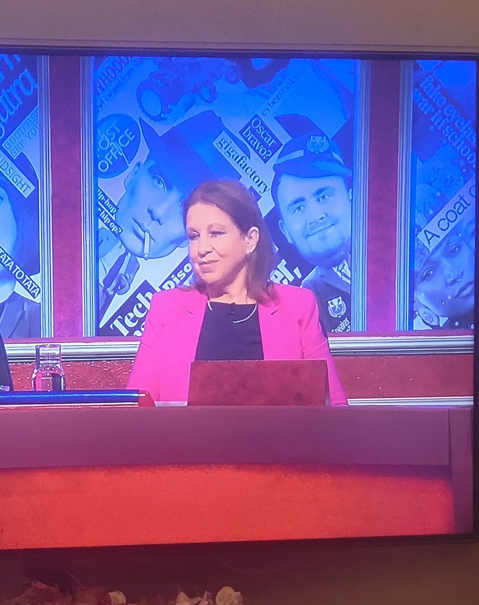 Who is this woman next to Ian tonight? I can't work out her accent at all. It's like half way between American and Scottish. 😂🤔 #HIGNFY