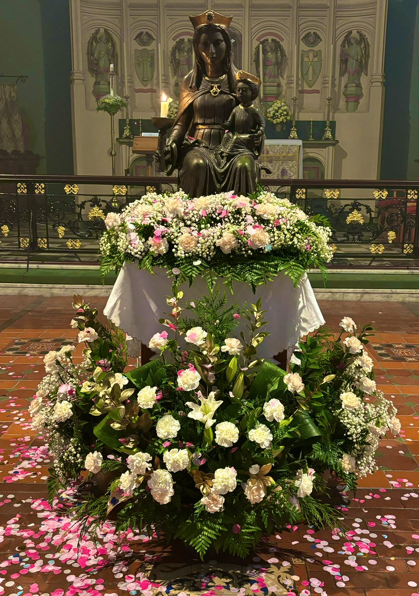 “I’ll sing a hymn to Mary, The Mother of my God.” Such a privilege to see the Statue of Our Lady of the Taper @CardiffOratory this evening. It was just beautiful. Deo gratis @SouthCardiffMA