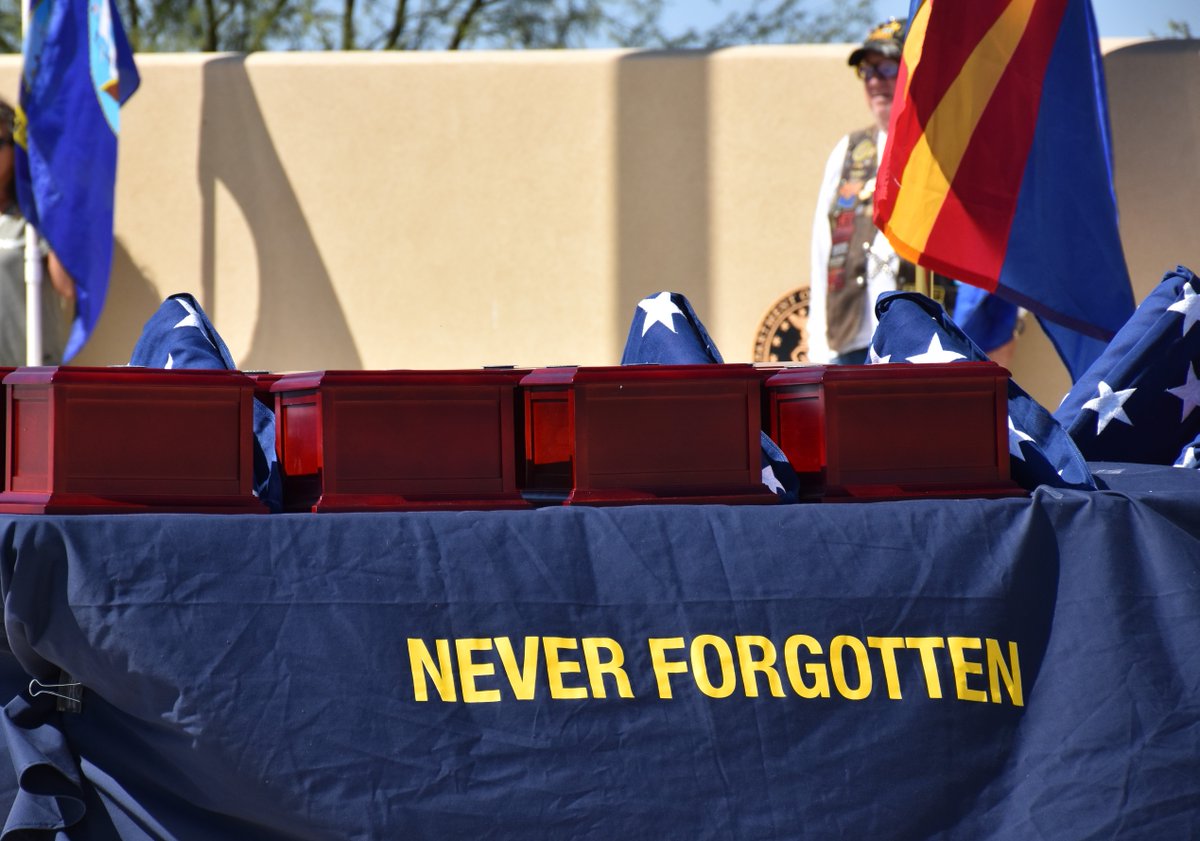 ICYMI: Two Dozen Unclaimed Veterans Interred by Missing In America Project at @AZVETS Arizona Veterans’ Memorial Cemetery at Marana. FULL STORY: bit.ly/3QkJL0F #AZVets #Veterans #Marana