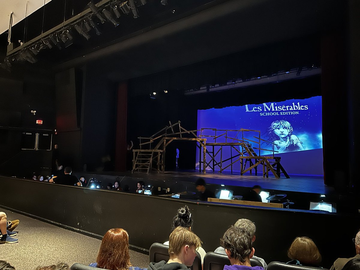 LexPerformArts's tweet image. If you didn’t get a chance to see the opening of LHS’ production of Les Miserables last night don’t miss out tonight or tomorrow! It’s excellent and beyond worthwhile! So proud of the students and their directors! @lexingtonsuper @NotesByMrsC @folmads @LexingtonHSMa