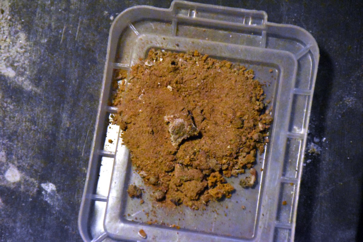LucasSa54749430's tweet photo. #Geoplymer #concrete slab composed: Precursor 5g MGS-1 from @SpaceResTech melted with 2g NaOH, crushed & mixed with 23g raw MGS-1 & 6g water
By @AlaskaLawlor & me
@The_JoeBob @rjward1775 @nart_rio @benmagelsen @JaraySzabolcs @NASA_Technology @ESA_Tech @NASAglenn https://t.co/BD7brri4hB