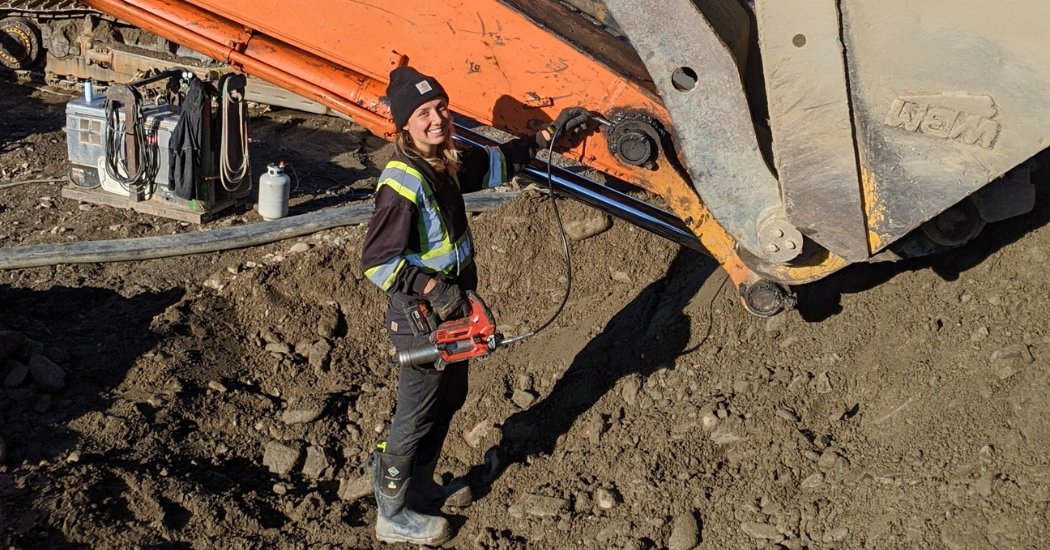 Celebrating Industry Heroes! We're thrilled to feature Bree Harrison as our April #Pumptalk Celebrity. Bree, currently a mechanic apprentice, embodies the spirit of dedication and innovation. Explore her remarkable journey: bit.ly/3wdpl2J #IndustryHeroes #DigitalMagazine